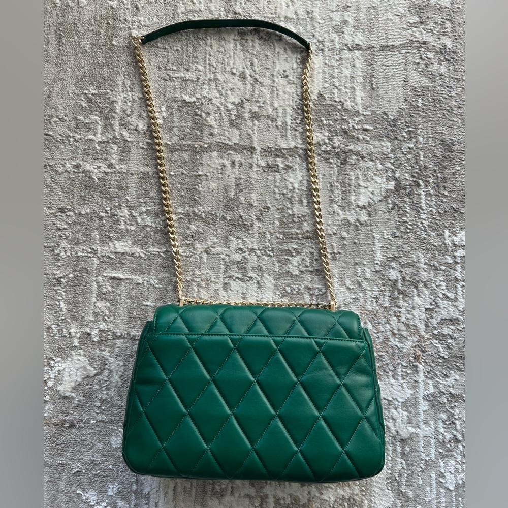 Kate Spade Green Quilted Crossbody Bag with Gold Chain - Picture 3 of 5